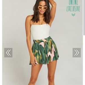 SHOW ME YOUR MUMU CARLOS SWING SHORT PEACHY PALM